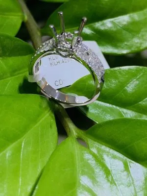 VỎ NHẪN KIM CƯƠNG VÀNG TRẮNG 18K NL57 - Hình ảnh 2