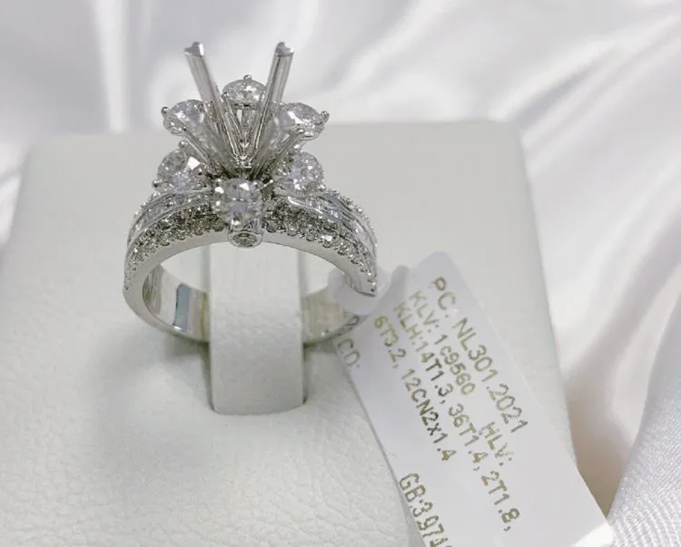 VỎ NHẪN KIM CƯƠNG THIÊN NHIÊN VÀNG TRẮNG 18K NL301.2021