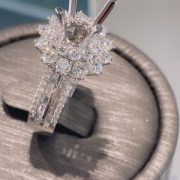 VỎ NHẪN KIM CƯƠNG VÀNG TRẮNG 18K RL372.407 - Hình ảnh 2