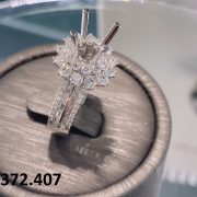 VỎ NHẪN KIM CƯƠNG VÀNG TRẮNG 18K RL372.407
