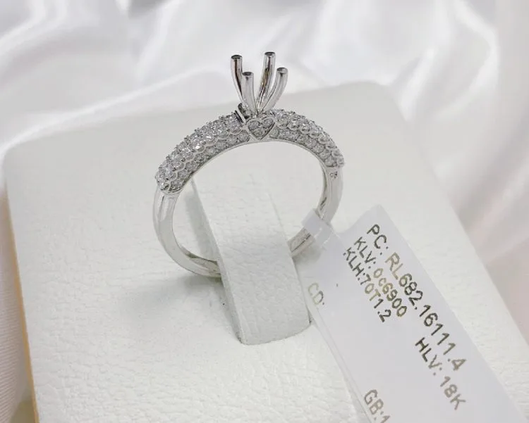 VỎ NHẪN KIM CƯƠNG THIÊN NHIÊN VÀNG TRẮNG 18K RL682.16111.4