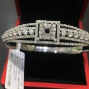 Vỏ vònɡ tay Kim cươnɡ Vànɡ trắnɡ 18K VVX178