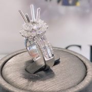 VỎ NHẪN KIM CƯƠNG VÀNG TRẮNG 18K RL372.407 - Hình ảnh 3