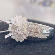 VỎ NHẪN KIM CƯƠNG VÀNG TRẮNG 18K RL372.407 - Hình ảnh 4
