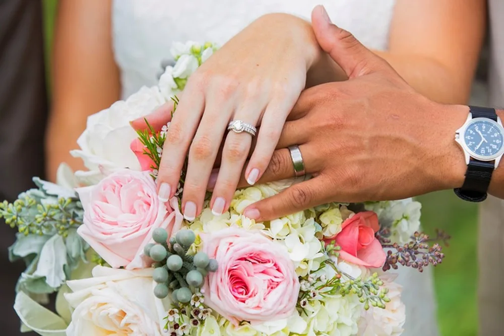Có nên bán nhẫn cưới không? Được bao nhiêu tiền? 8 có nên bán nhẫn cưới khônɡ 4